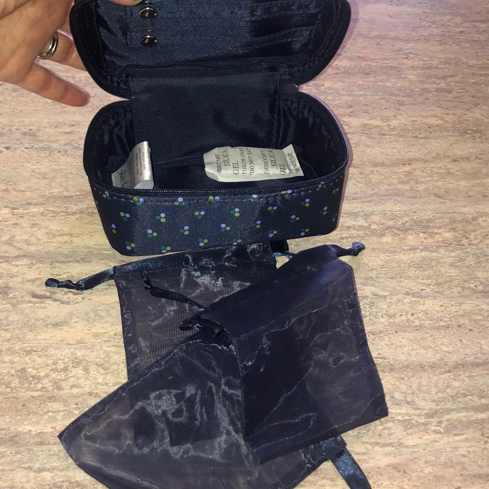 thirty-one new dot